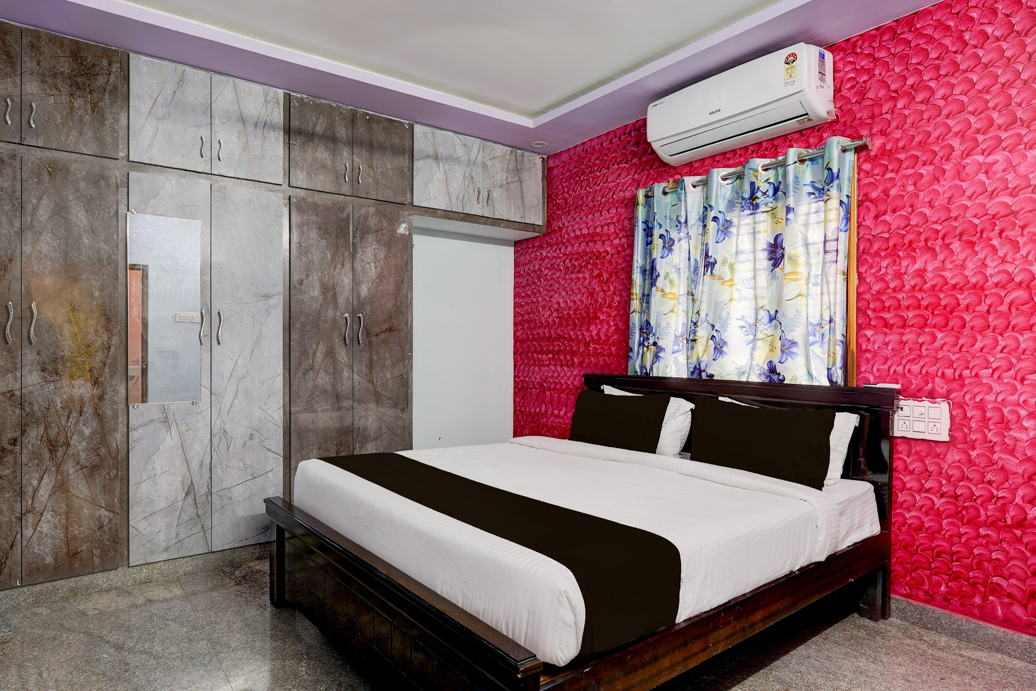 Hotel O Vanamali Luxury Homestay - Tap to explore photos