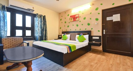 Treebo Siddharth Room Type - Standard Room