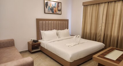 FLORENCE CONTINENTAL HOTEL Room Type - Premium Room