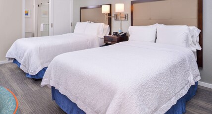 Hampton Inn Seattle/Airport Room Type - 2 DOUBLE BEDS NONSMOKING