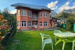 Kolahoi Heights