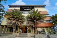 Townhouse Dindigul Rock Fort Formerly Ramora Grand