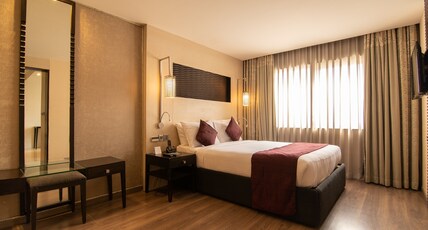 The Mocana Banyan | Biz Suites Room Type - Premium One bedroom
