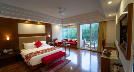 The Allure Grand - Riverside Resort & Spa Room Type - River Front Room ( with private balcony )