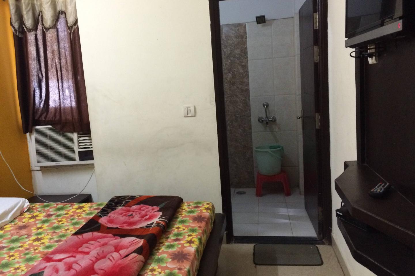 Hotel SD International - Tap to explore photos