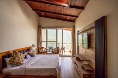 Shanti Kunjj Cottage: Bhimtal