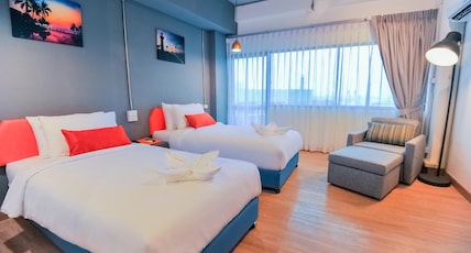7 Stay Pattaya Hotel (formally 7 Days Premium Hotel Pattaya) Room Type - Deluxe Triple Rooms 7 Stay Pattaya Hotel (formally 7 Days Premium Hotel Pattaya) Room Type - Deluxe Triple Rooms