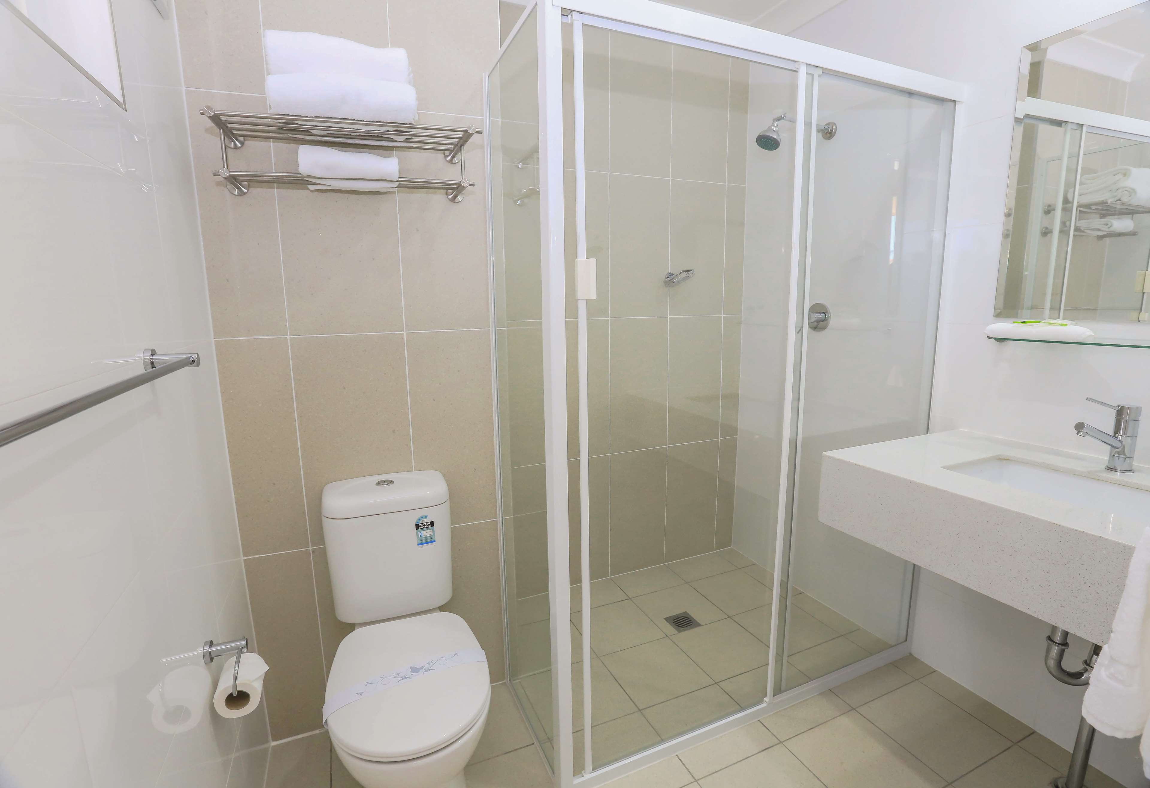 Best Western Casula Motor Inn - Tap to explore photos