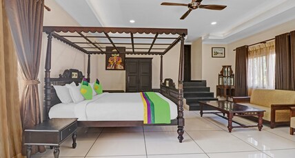 Treebo Anchor Inn Room Type - Superior Room Treebo Anchor Inn Room Type - Superior Room