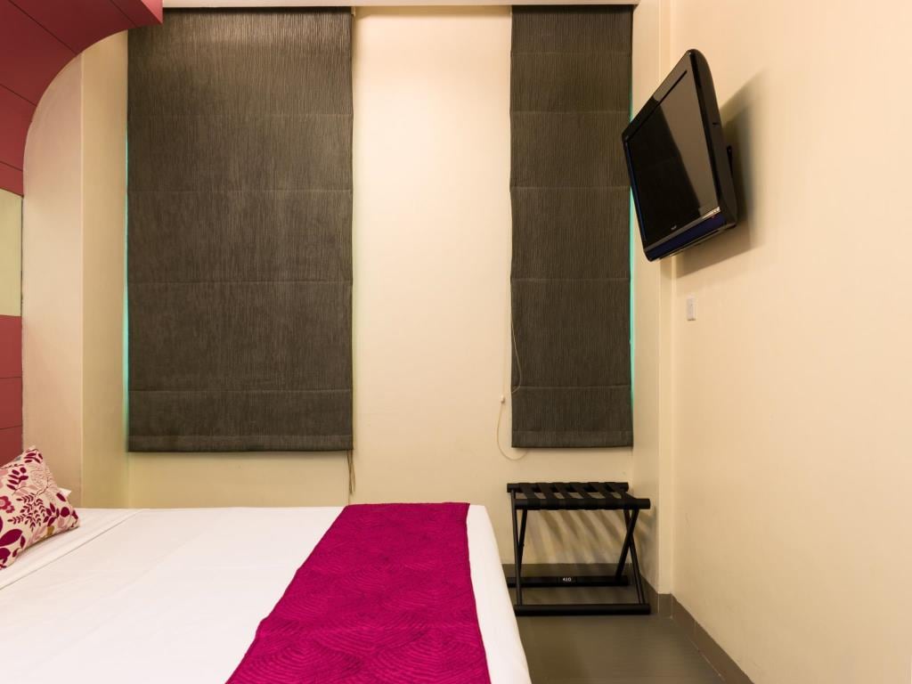 Hotel 81 Rochor - Tap to explore photos