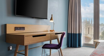Hilton Bournemouth Room Type - KING GUEST ROOM