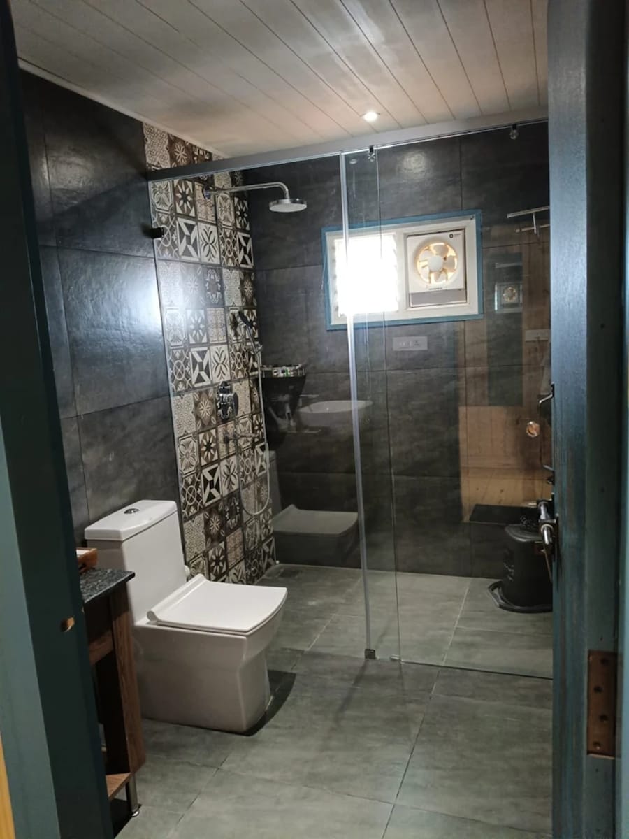 KCR Resorts & Convention - Tap to explore photos