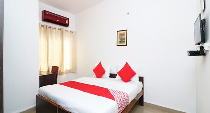 OYO Hotel Krishnayan Room Type - Classic OYO Hotel Krishnayan Room Type - Classic