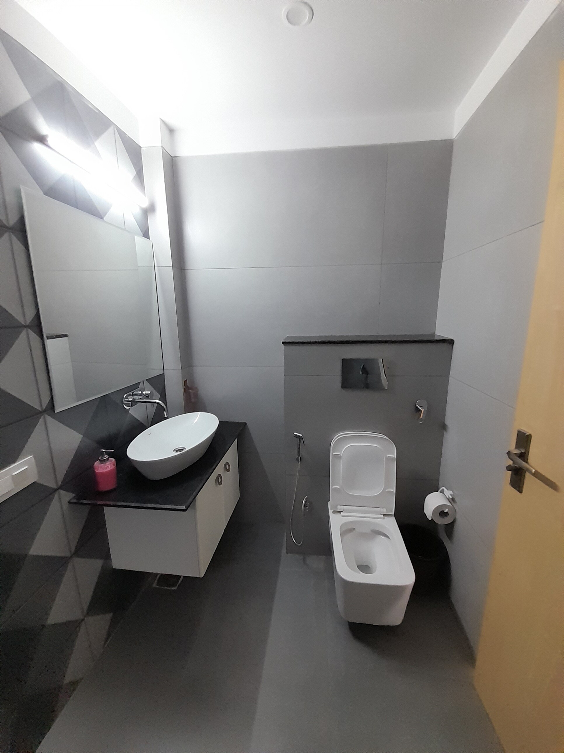 Canal Boutique Homestay - Tap to explore photos
