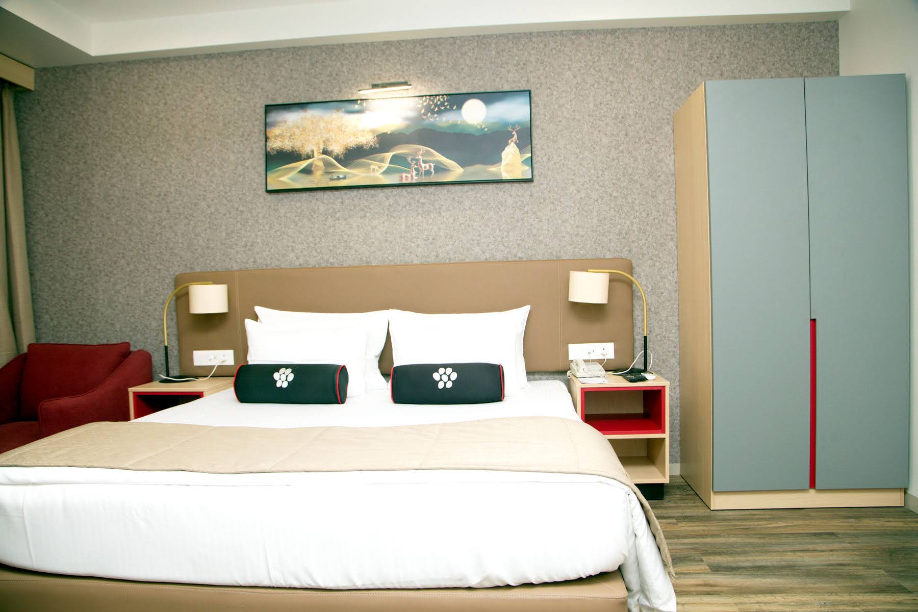Mastiff Hotel Ankleshwar - Tap to explore photos