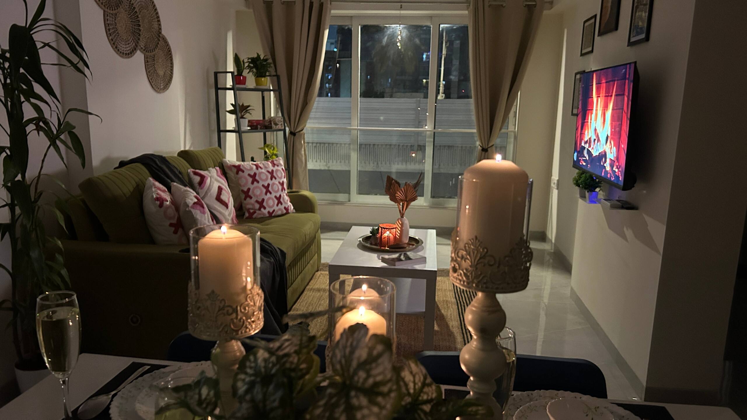 Casa kaleido 2BHK near BKC NMACC Gym access - Tap to explore photos