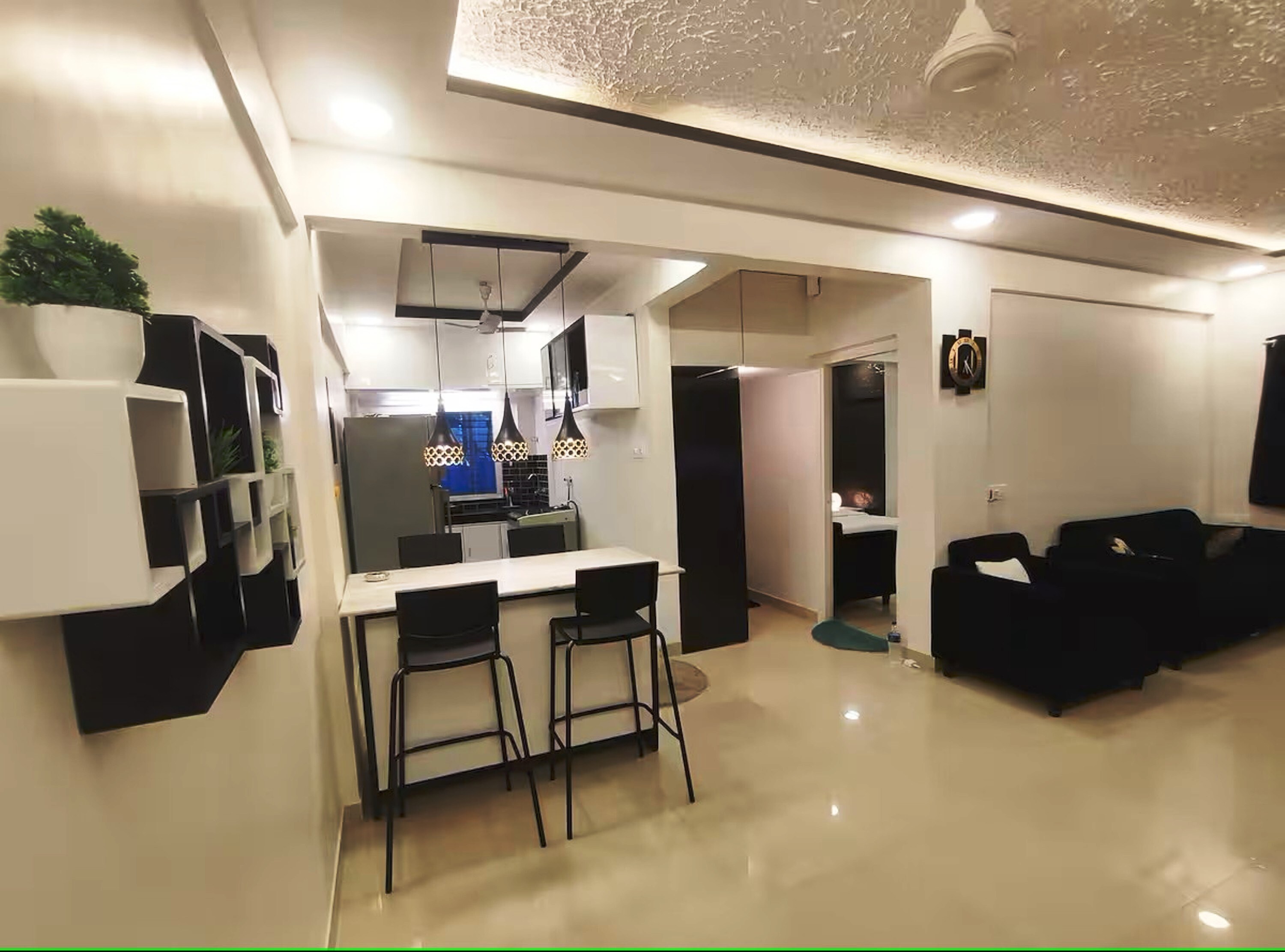 Modern, Spacious 1Bedroom Apt in Bandra - Tap to explore photos