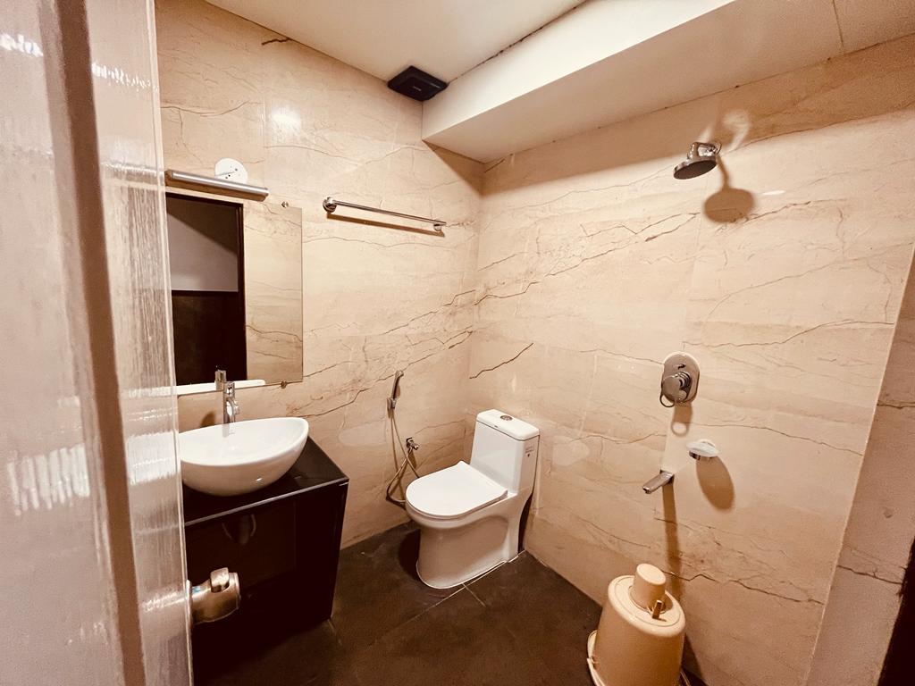 Hotel Vaibhav Palace - Tap to explore photos