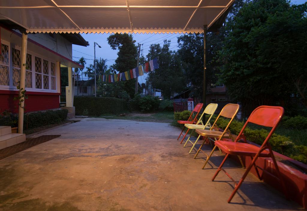Gibbon Backpackers Hostel - Tap to explore photos