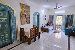 Gypsy Walker Varkala