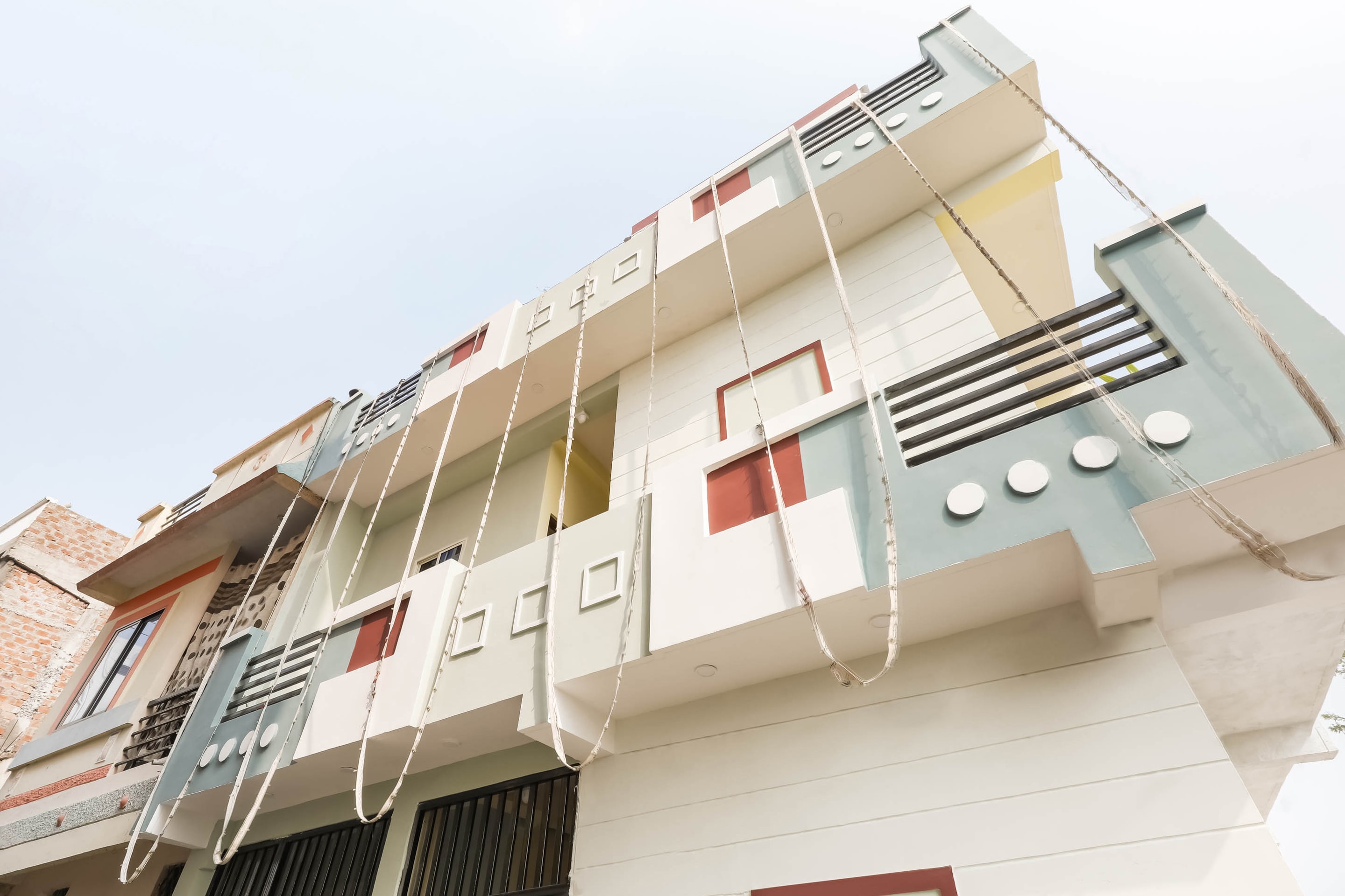 Hotel O The Dreams - Tap to explore photos