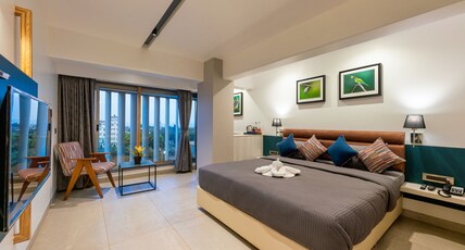 Hotel Landmark By pai Room Type - Deluxe Room AC