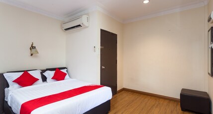 Hotel O T P Hotel Room Type - Suite Double