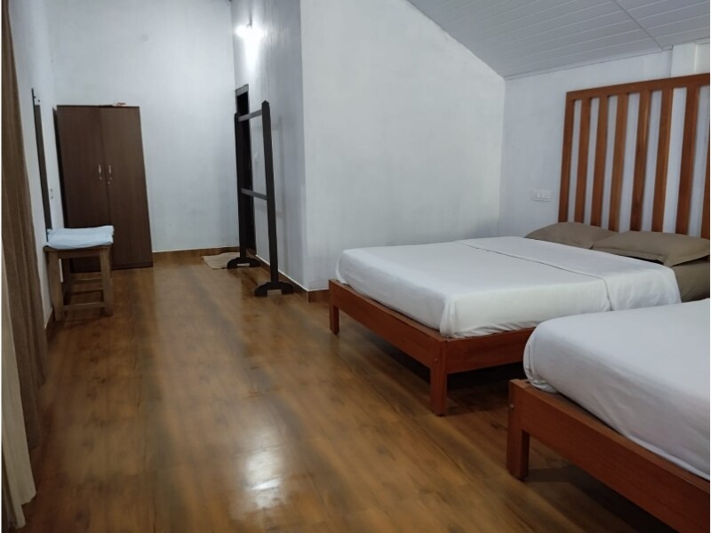 Kwality Creek Side - Tap to explore photos