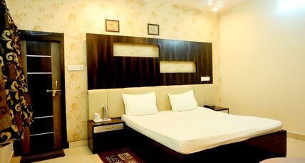 Hotel Kanishka Room Type - Super Deluxe Room