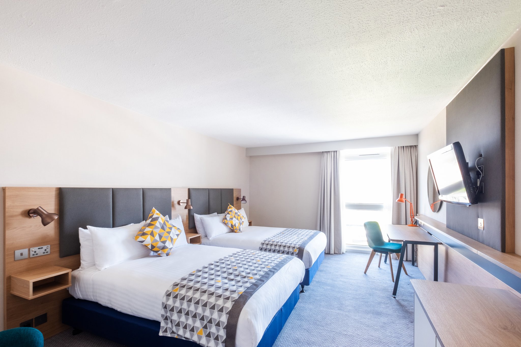 Holiday Inn LEICESTER - Tap to explore photos