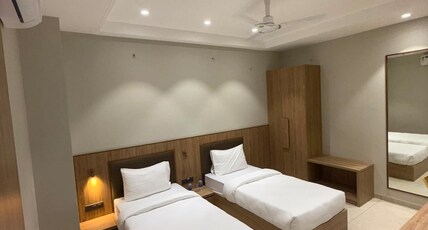 BMD Retreat Room Type - Deluxe Twin Bed Room