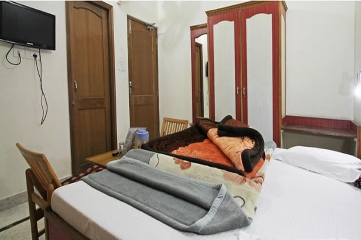 Hotel Swastik Inn - Tap to explore photos