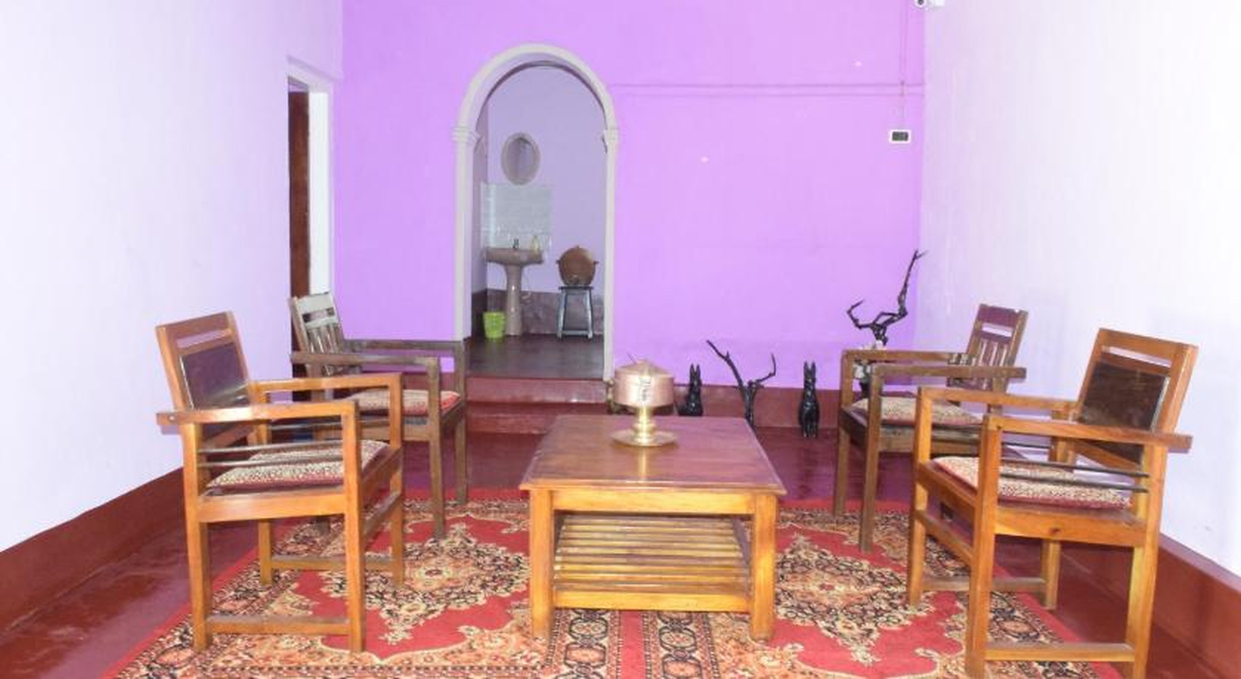 Coffee Republic Homestay - Tap to explore photos