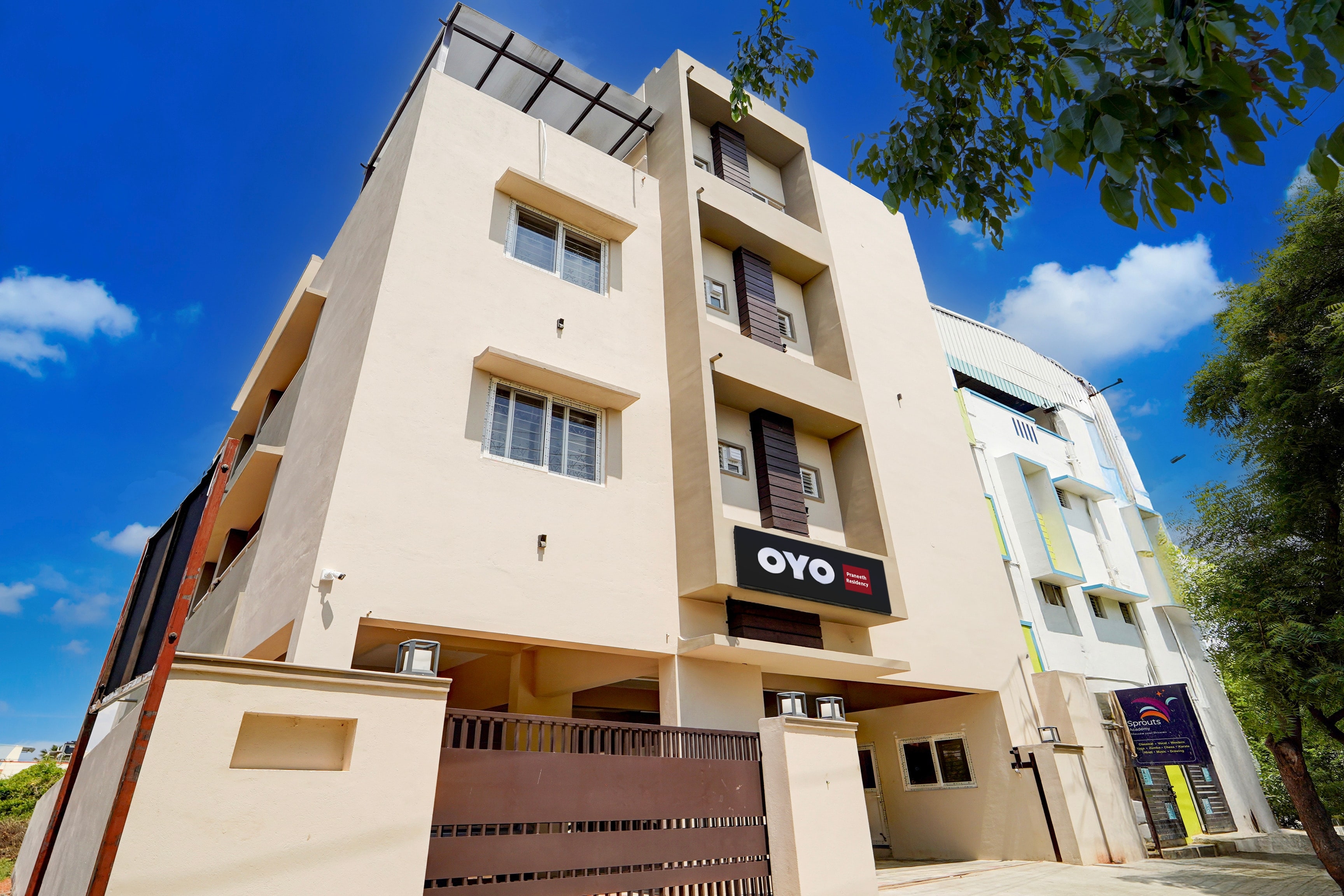 Hotel O by OYO Praneeth Residency - Tap to explore photos