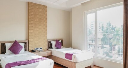 Hotel The Kalyaniz Room Type - Corporate Room (Twin Bed)