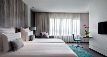 PULLMAN MIRI WATERFRONT Room Type - DELUXE EXECUTIVE ROOM, 2 Single Size Beds, Sea View