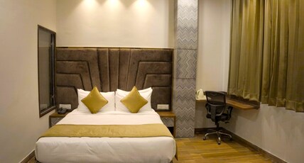 THE SIGNET ROYALE Room Type - The Signet Suit Category
