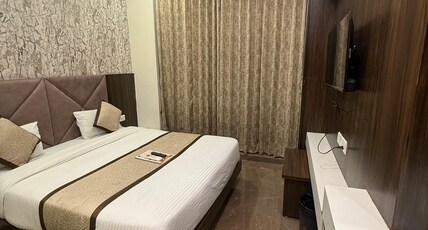 Hotel Krish Villa Room Type - Classic Double Bed Room