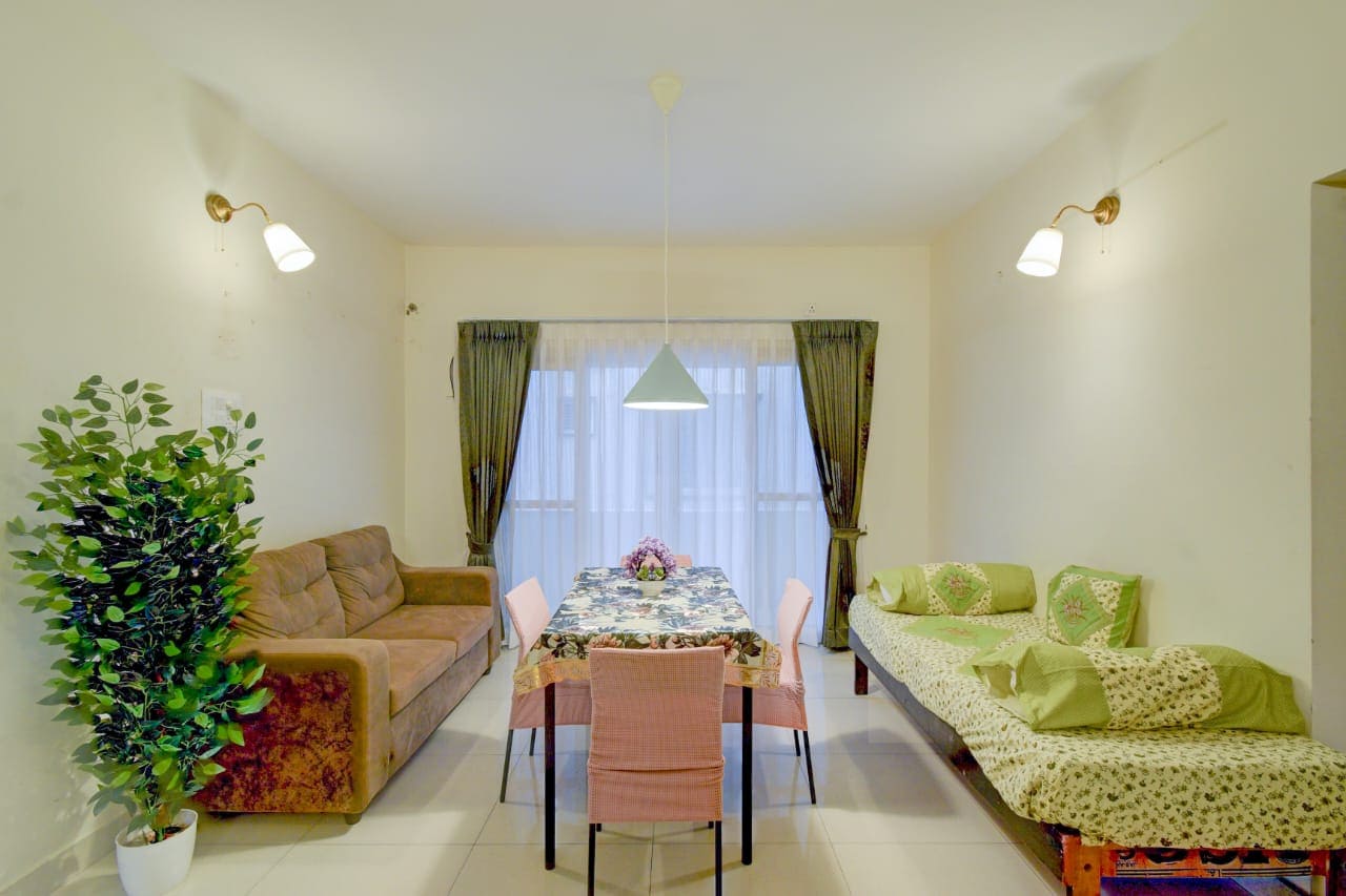 SS STAYS SERVICED APARTMENTS - HITEX - Tap to explore photos