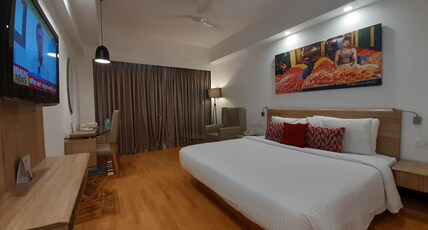 Lemon Tree Hotel Chennai Room Type - Deluxe King Room