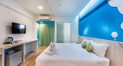 The Tint at Phuket Town Room Type - Standard Room King Bed with Balcony and Share Kitchen The Tint at Phuket Town Room Type - Standard Room King Bed with Balcony and Share Kitchen