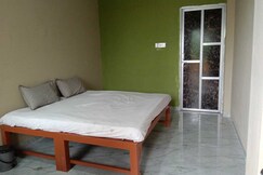 SPOT ON Avantika Guest House