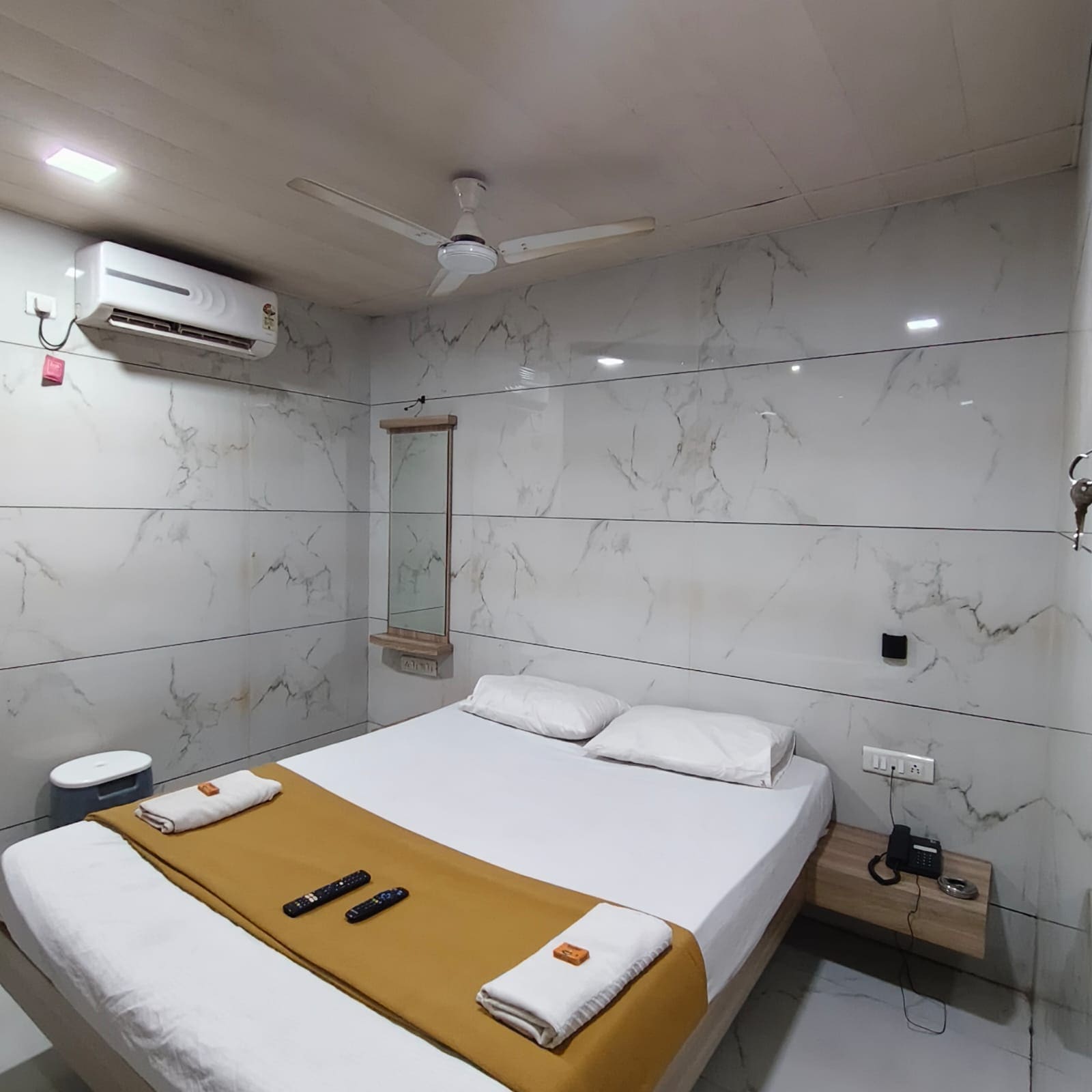 Sai Lodging And Boarding - Tap to explore photos