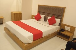Hotel Maan Palace Chandkheda
