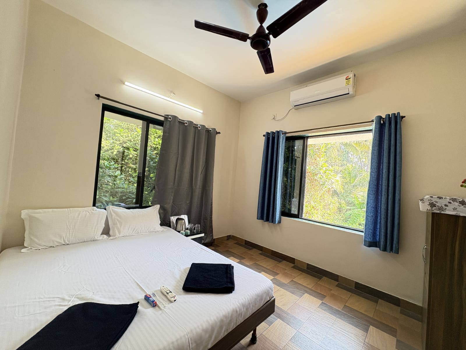 Coastal Gateway Resort - 3 Min Walk To Nagaon Beach. - Tap to explore photos