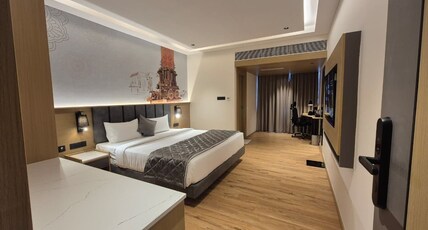 R D Hotels Bellandur Room Type - Executive Twin Room