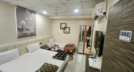 HOTEL G-1 PREMIUM Room Type - THREE BED FAMILY ROOM