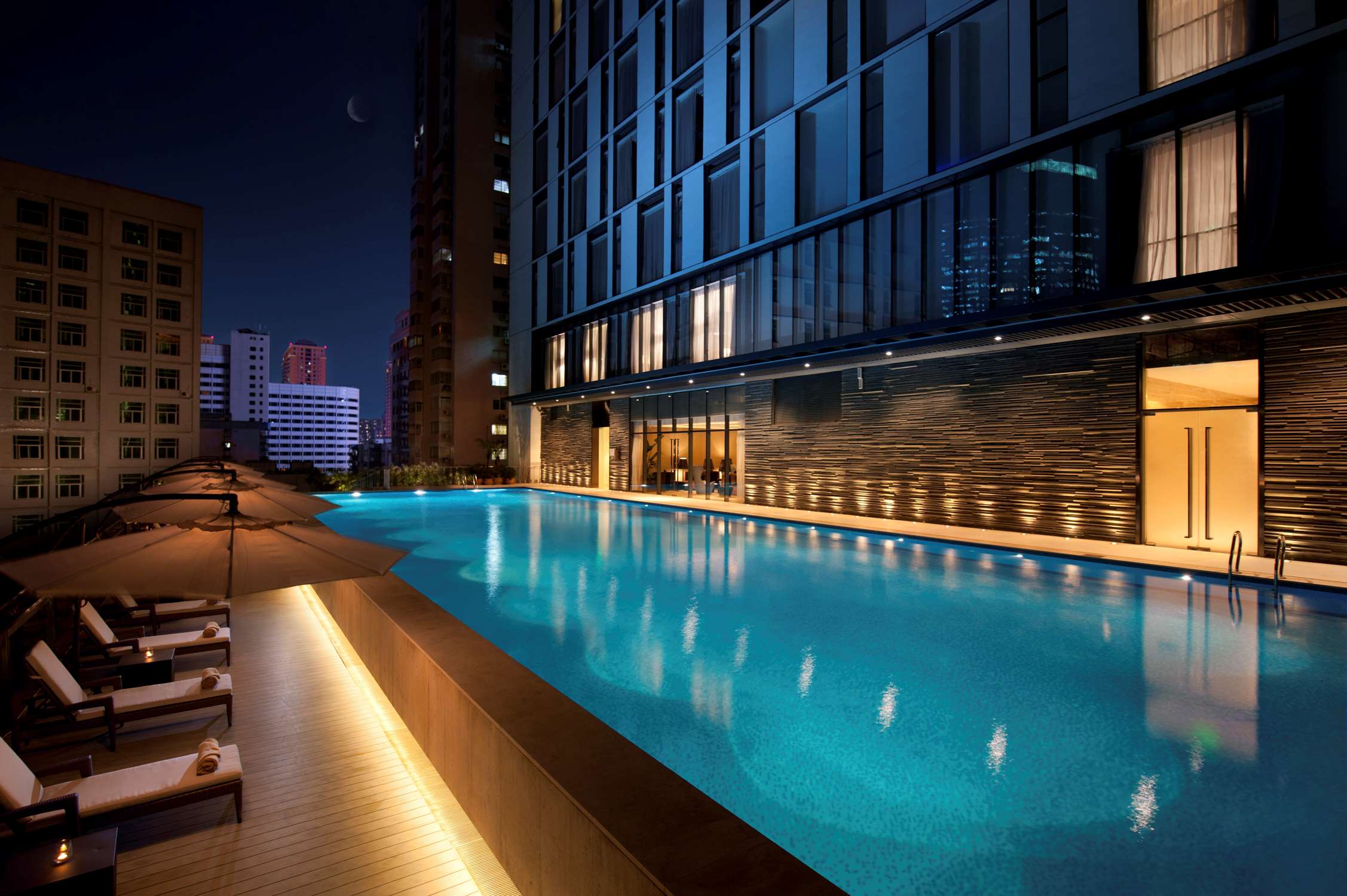 Hilton Guangzhou Tianhe - Tap to explore photos