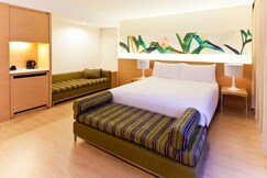 VELA DHI GLOW Pratunam