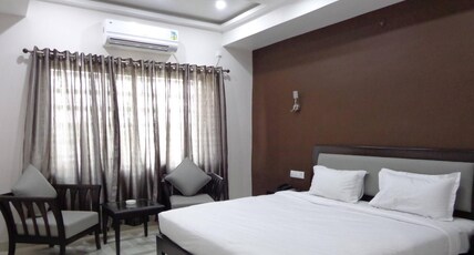 HOTEL SILVER SHINE Room Type - Super Deluxe